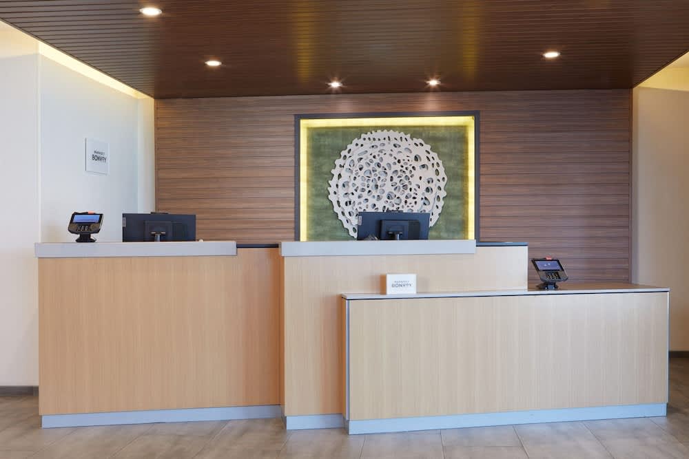 Fairfield by Marriott Inn & Suites Palmdale West 2