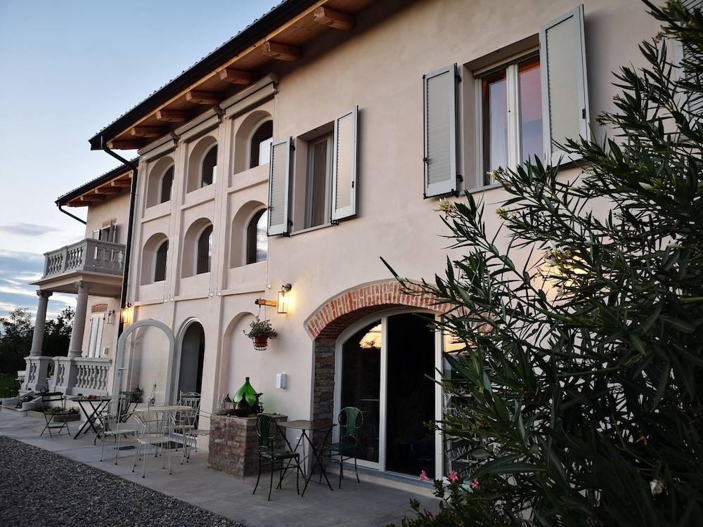 Theresa sulla Collina 1