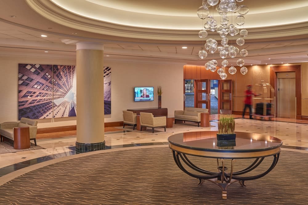 Detroit Marriott at the Renaissance Center 2