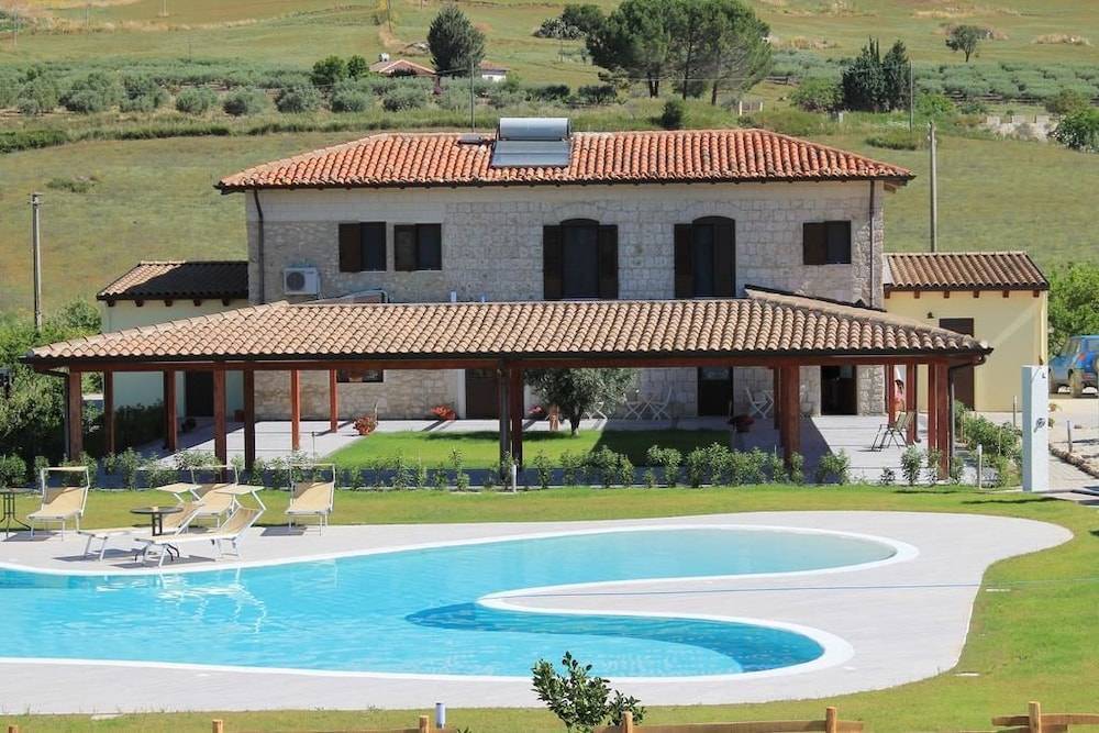 Tenuta Lanza Il Mulino 1