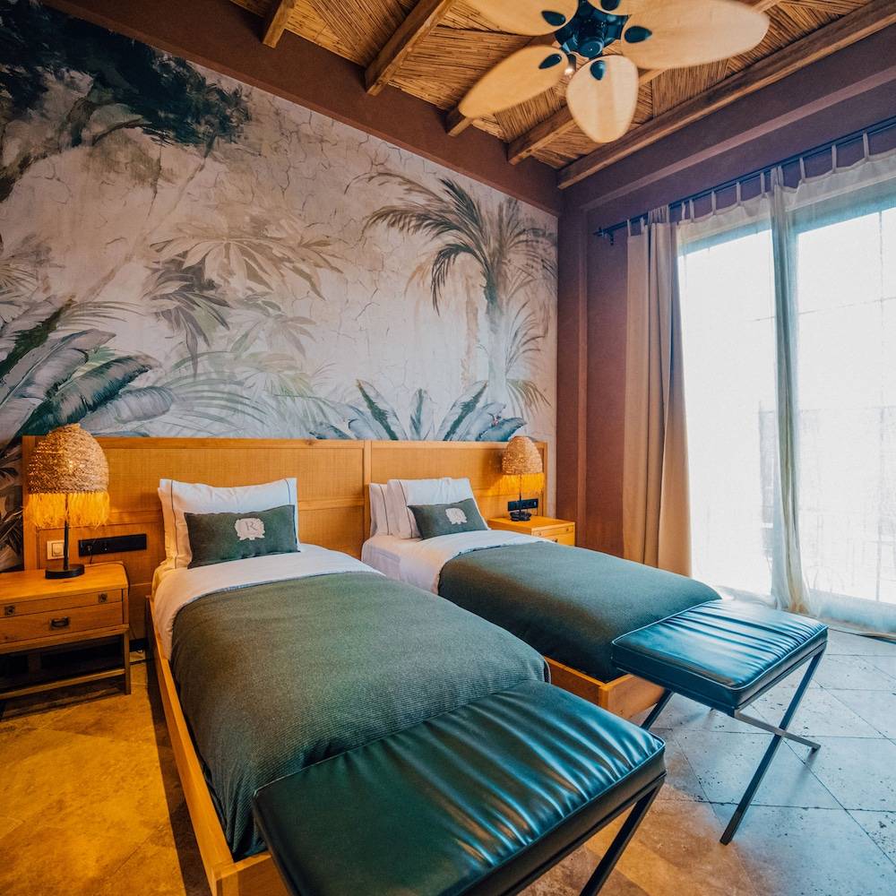 The Remote Hotel 2