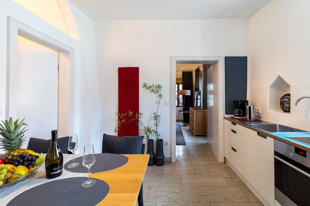 BARONHAUS Aparthotel & Suites 2