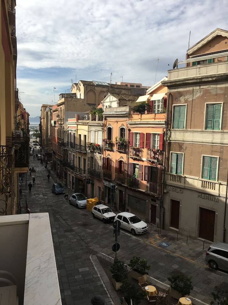 Dani's House - affittacamere nel cuore di Cagliari 1