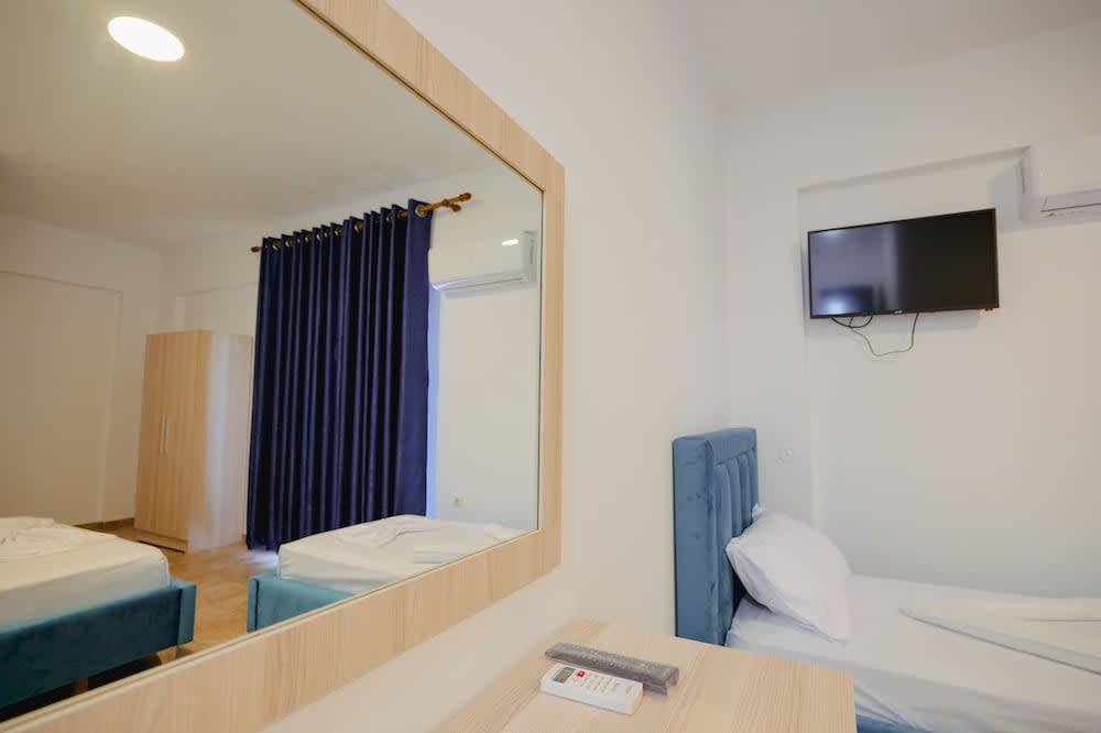 Mema Rooms 2