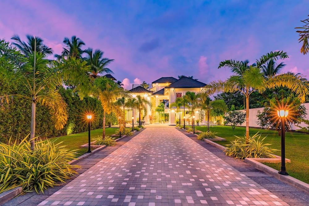 The Palace by Ocean 1