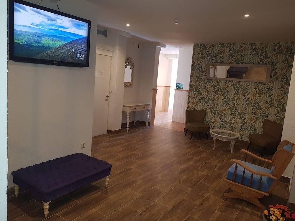 Hostal Mozaik Lloret 2
