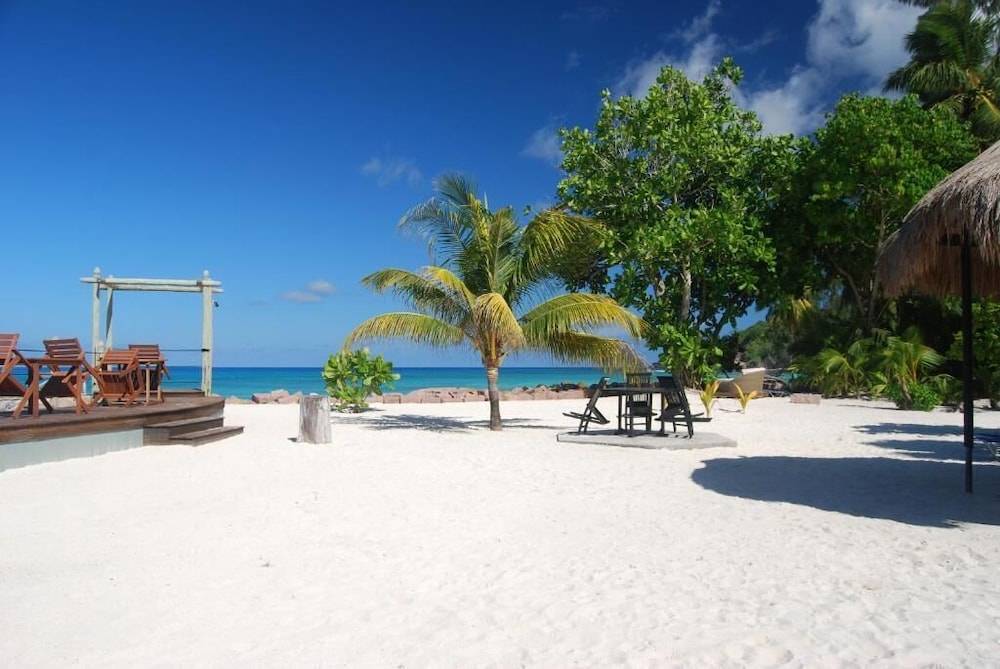 The Islander Hotel 1