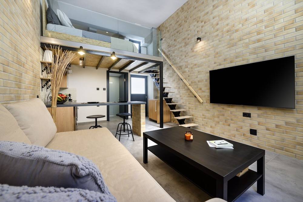 Loft 2 1