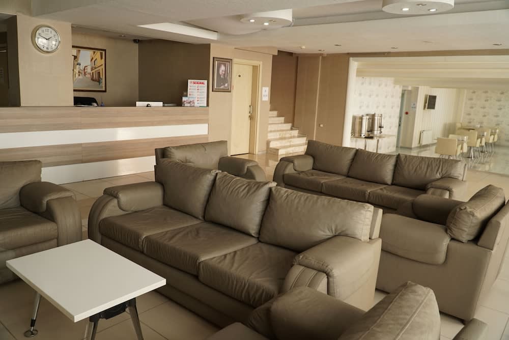 Hotel Cinas 2