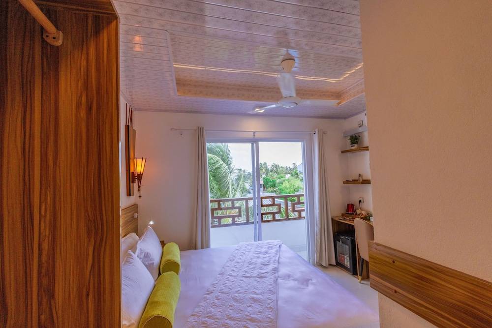 Batuta Maldives Fourson 1