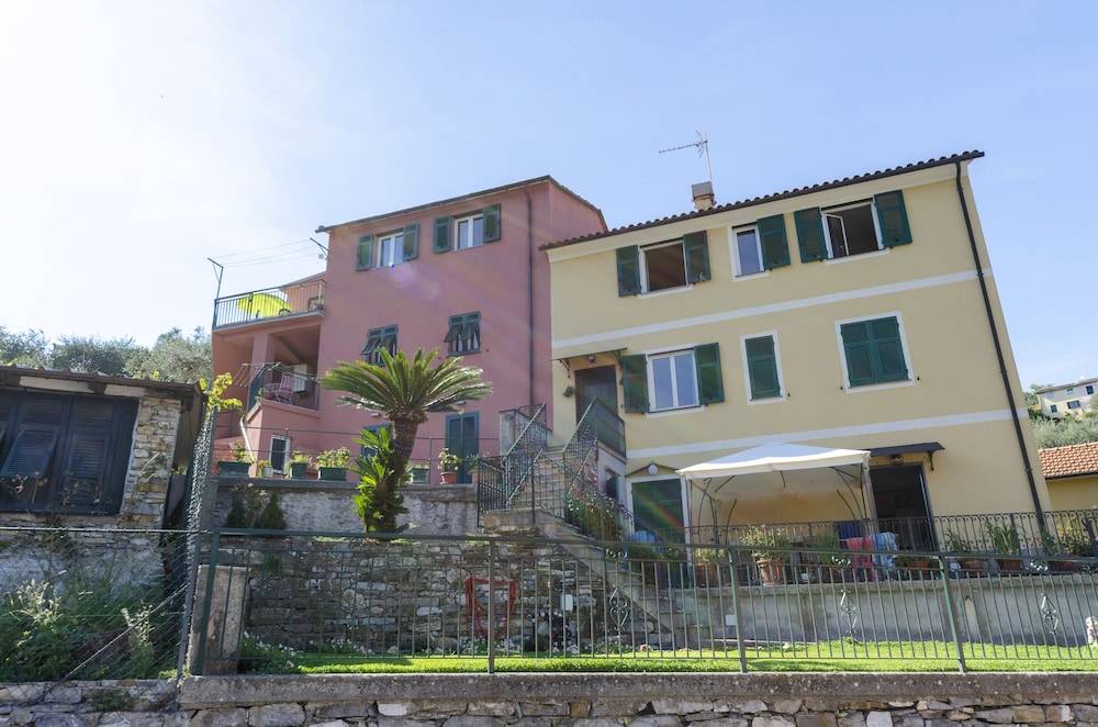 Casa Rosa, Rapallo 1