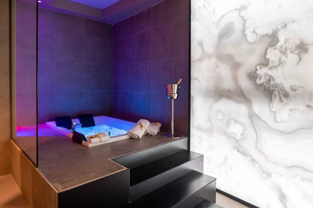 GOLD SUITE&SPA 1