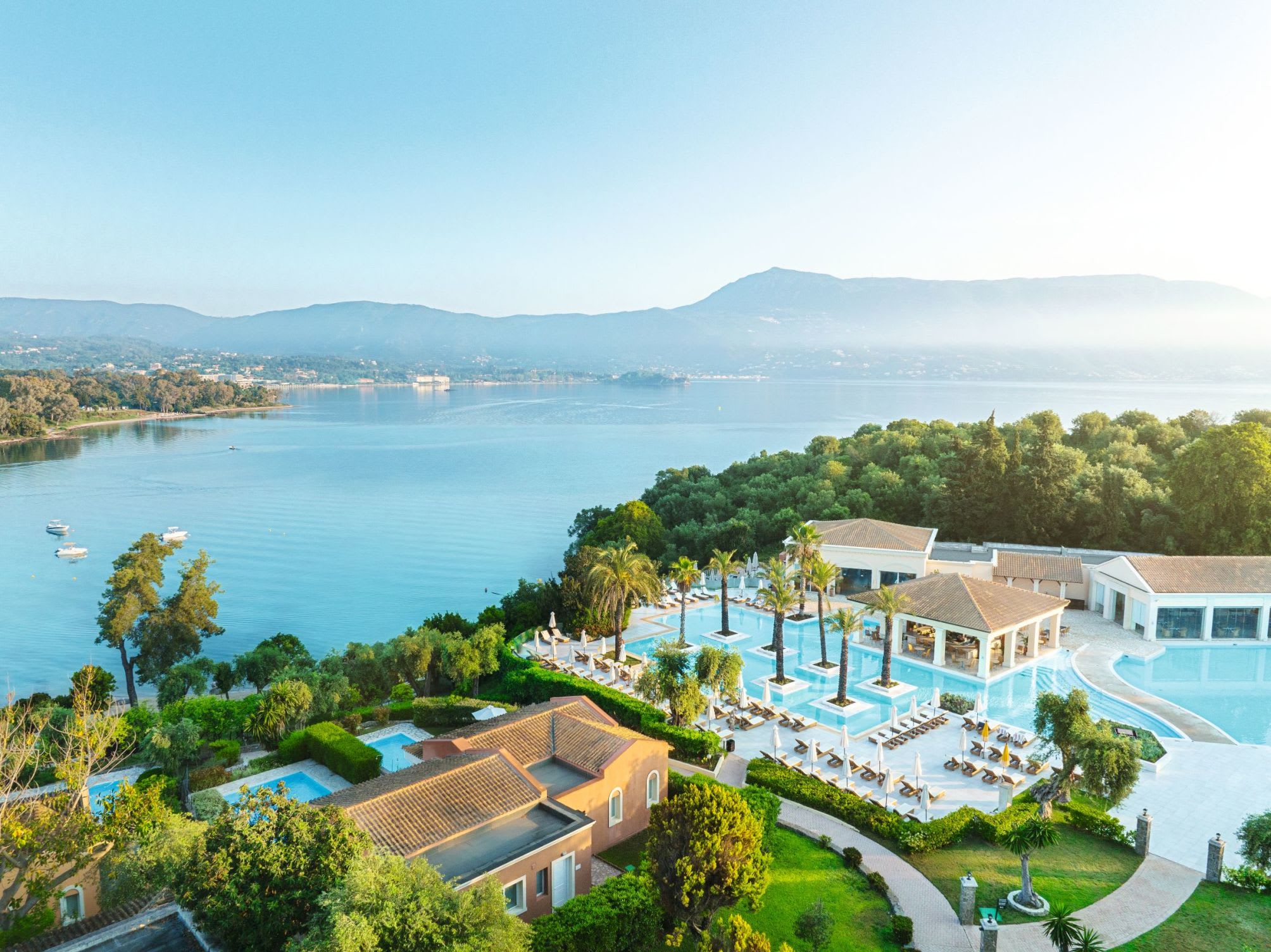 Grecotel Eva Palace 2