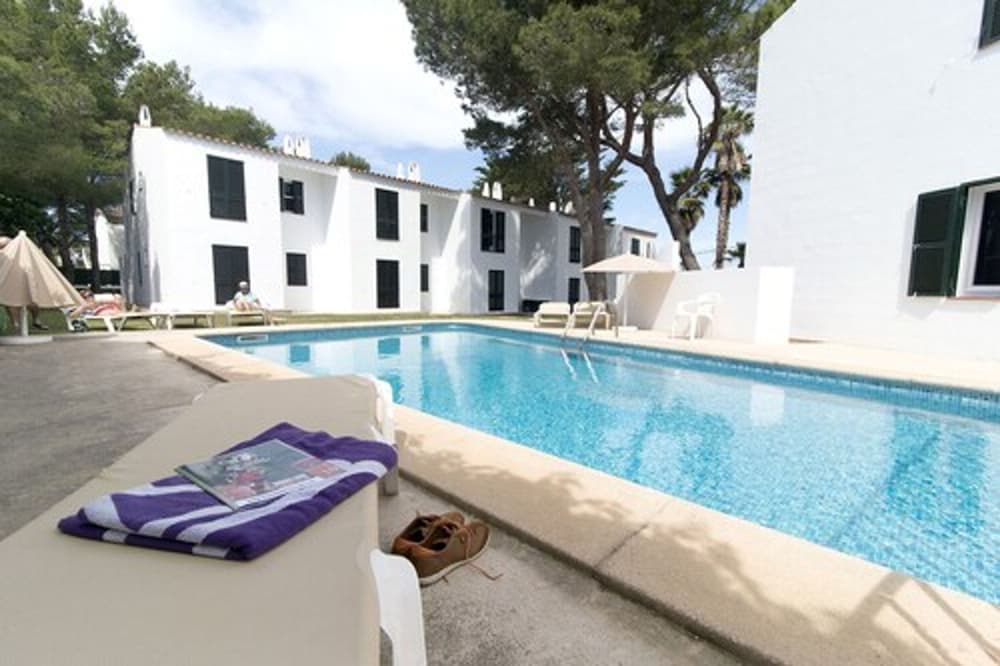 Apartamentos Cala Blanca 1