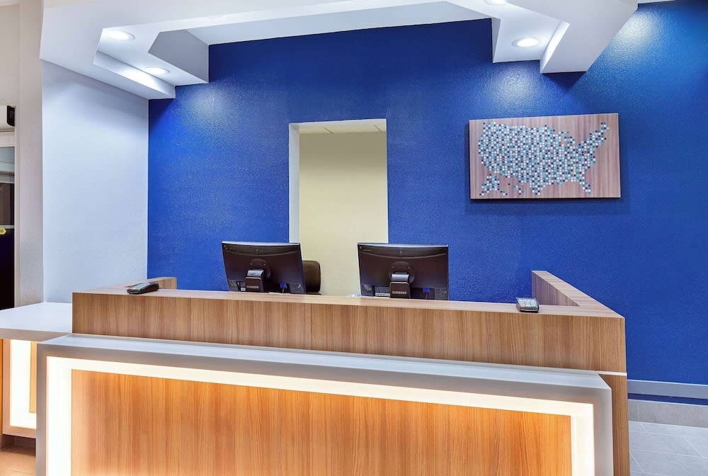 Microtel Inn and Suites by Wyndham 2