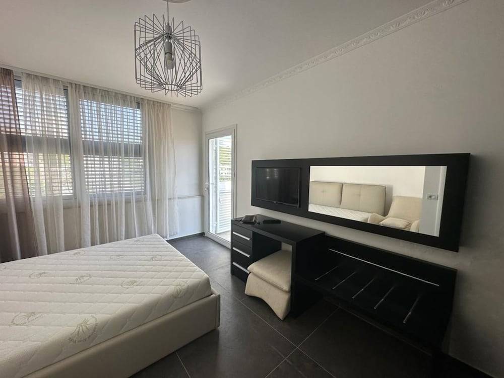 Penthouse Apartment With Terrace on the sea 2
