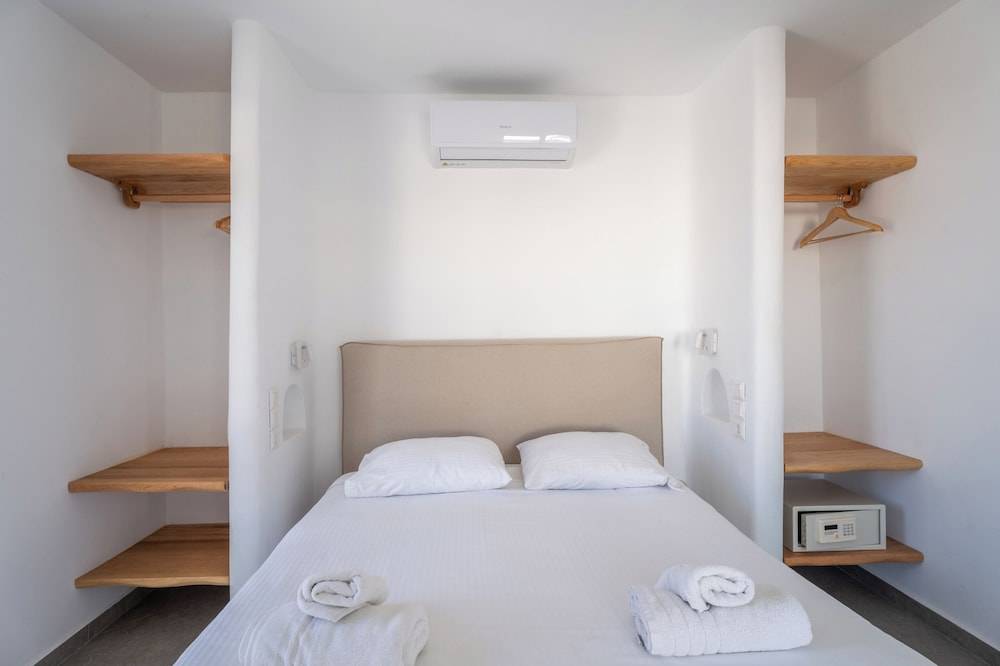 SEA SIDE APARTMENTS IN ORNOS BEACH 2