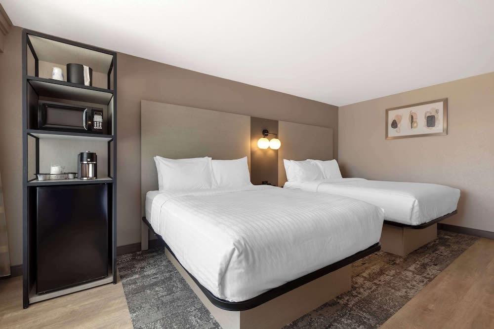Best Western Plus Fort Worth North 1