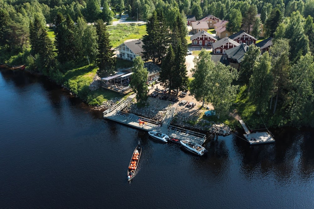 Lapland Hotels Ounasvaara Chalets 1
