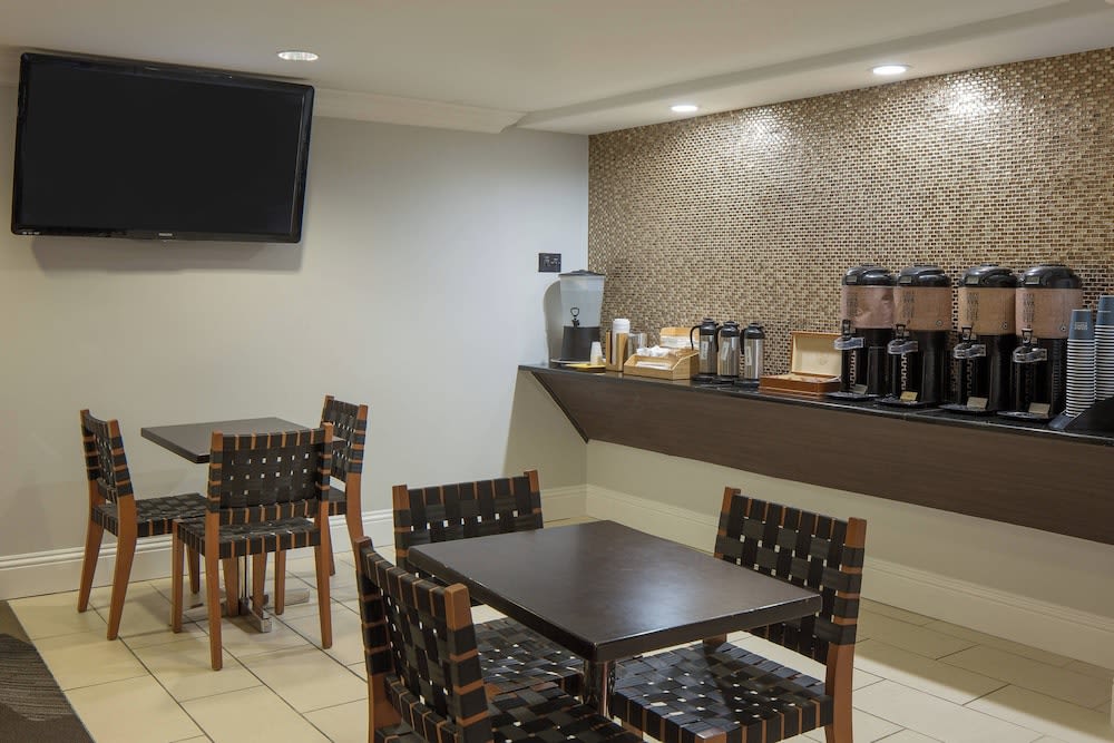 Four Points by Sheraton Orlando International Drive 2