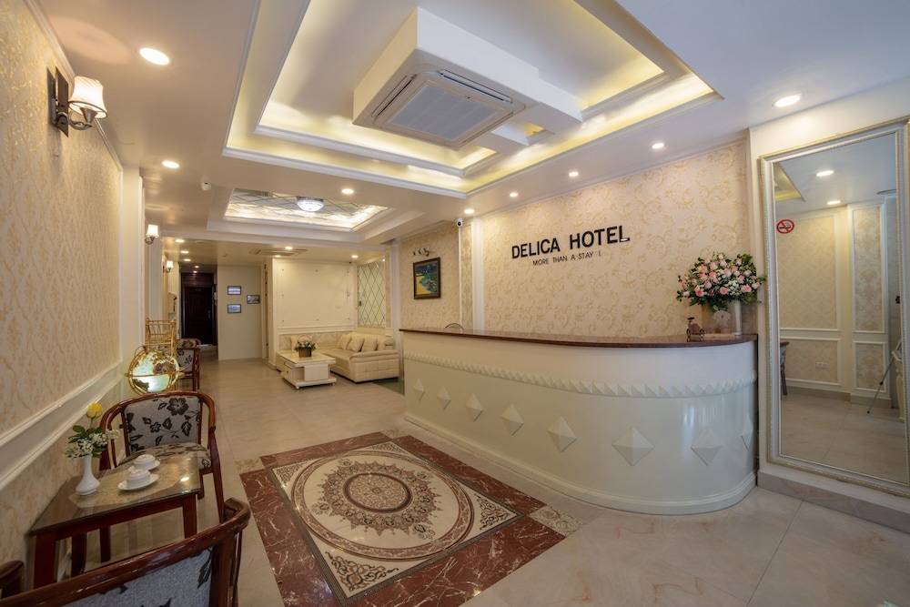Delica Premium Hotel 1