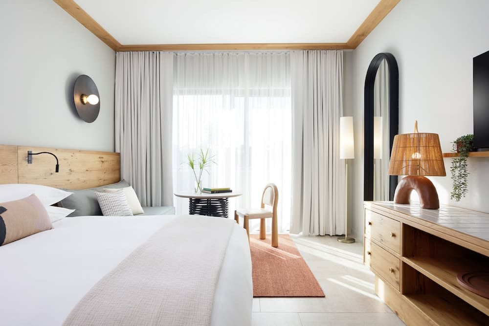 Hotel Indigo Grand Cayman by IHG 2