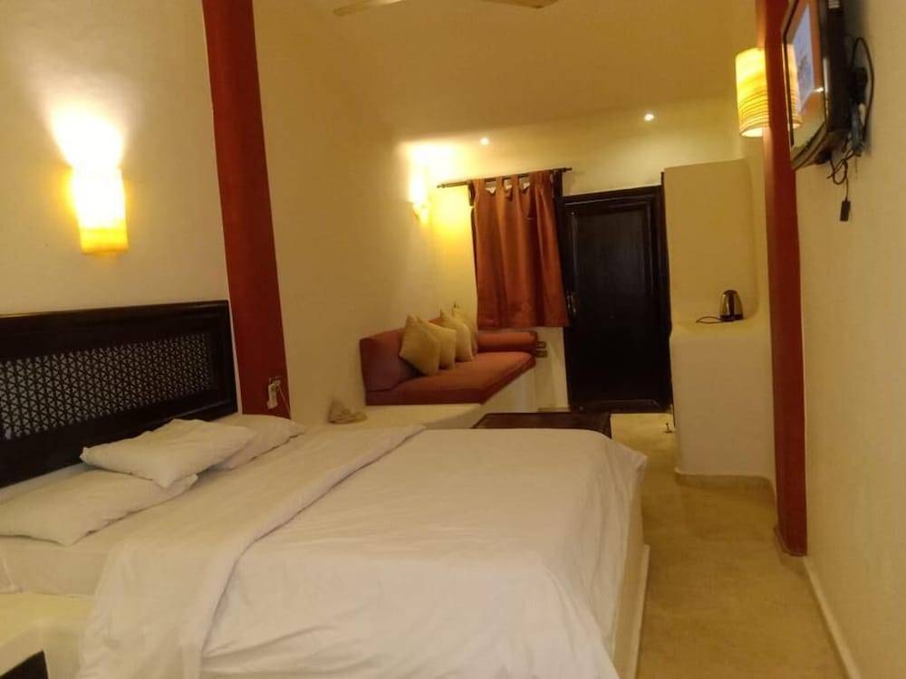 Sakkara Country Club 2