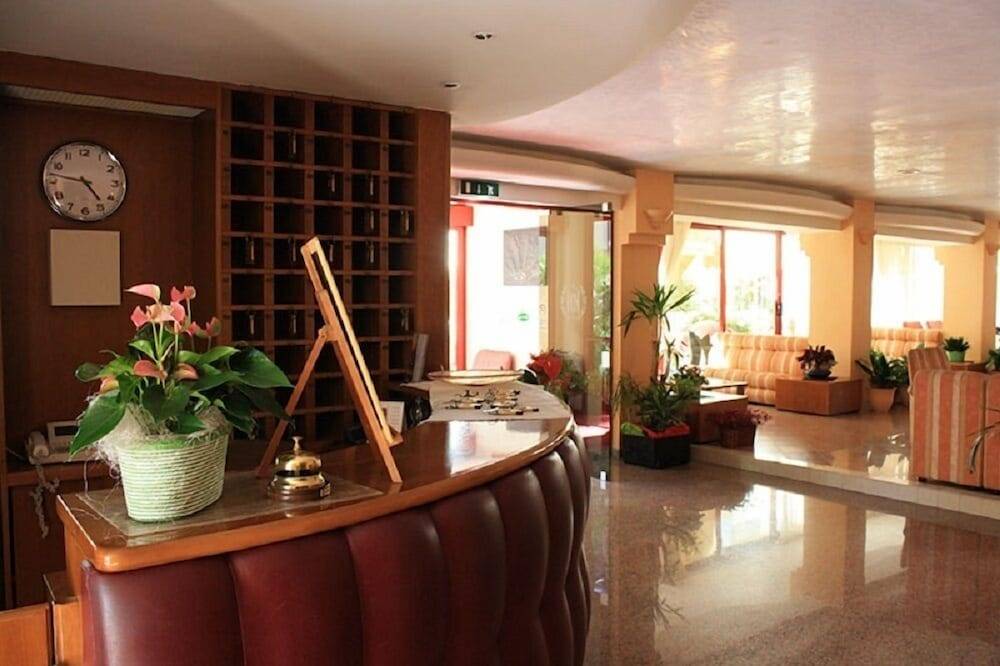 Hotel Nobel 2