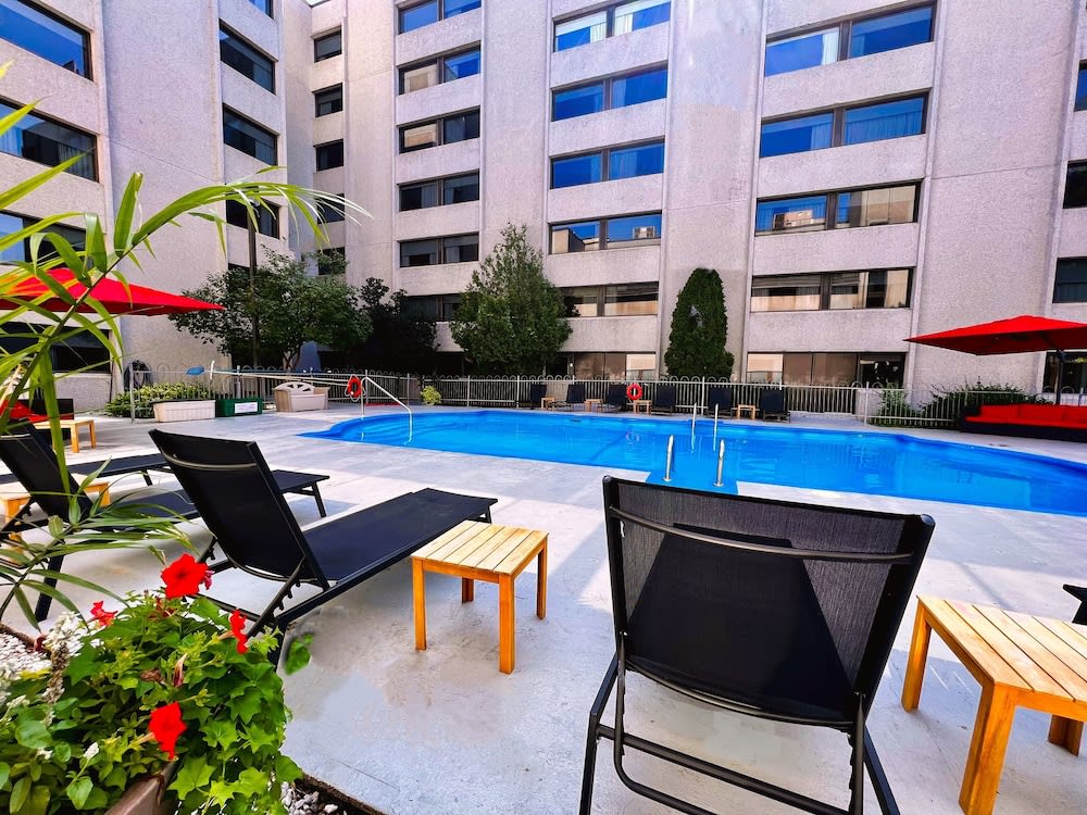 Hotel Universel Montréal 1