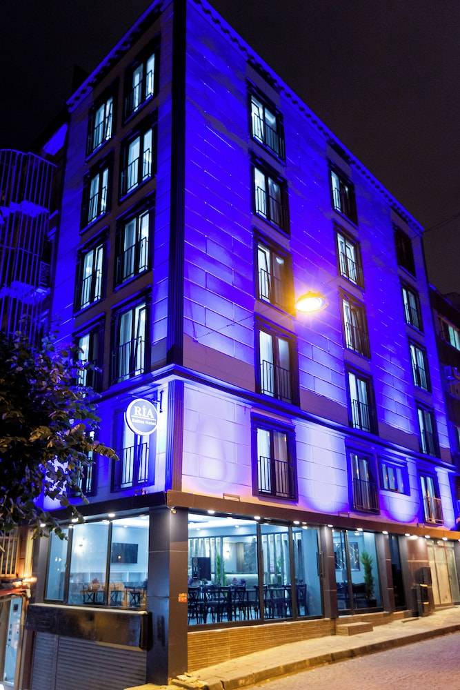 Ria Suites Boutique Hotel 1