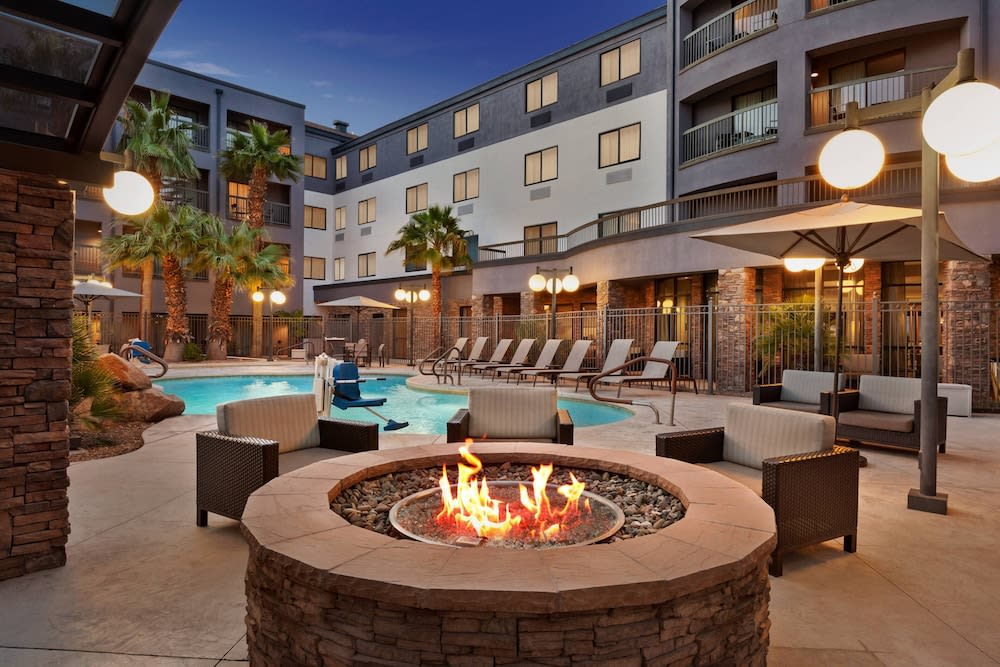 Courtyard By Marriott Las Vegas Stadium Area 1
