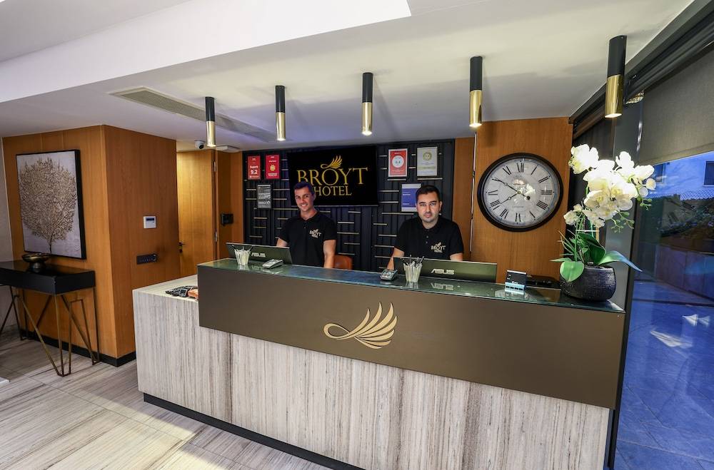 Broyt Hotel 2