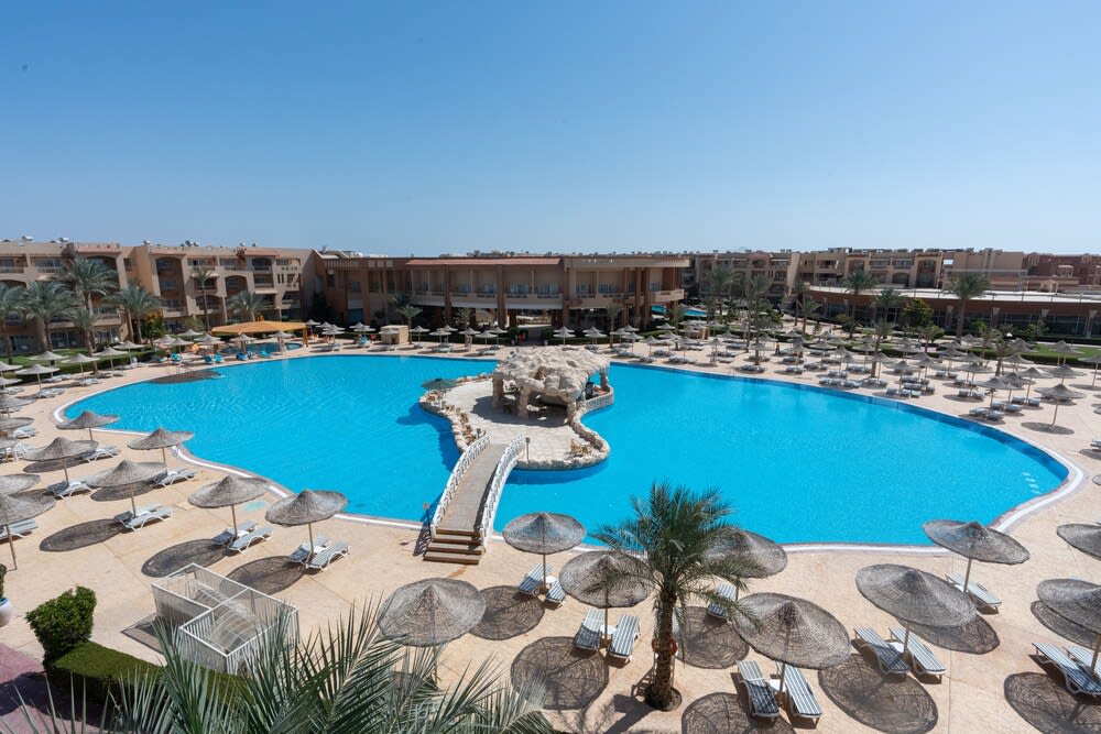 Parrotel Lagoon Waterpark Resort 1