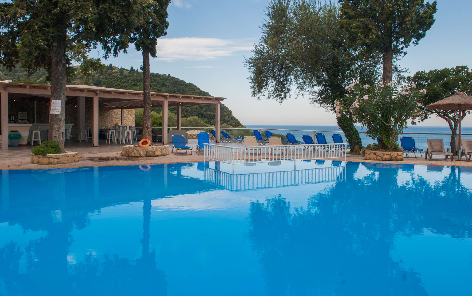 Aqua Blue Hotel 1