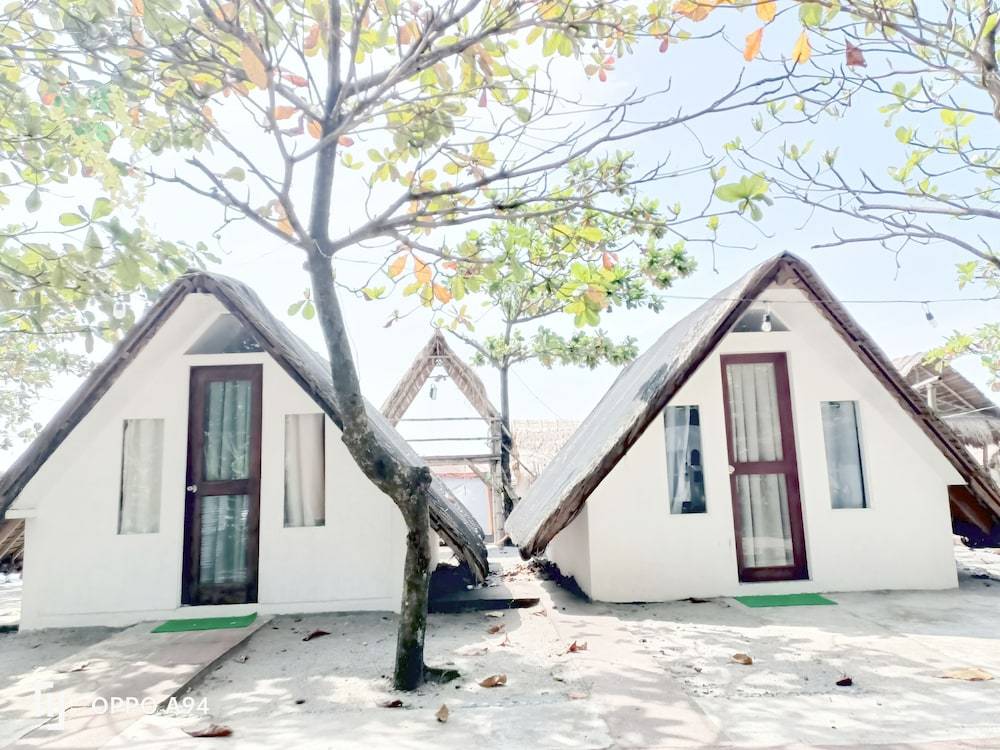 Le Blanc by Arirang Beach Resort 1