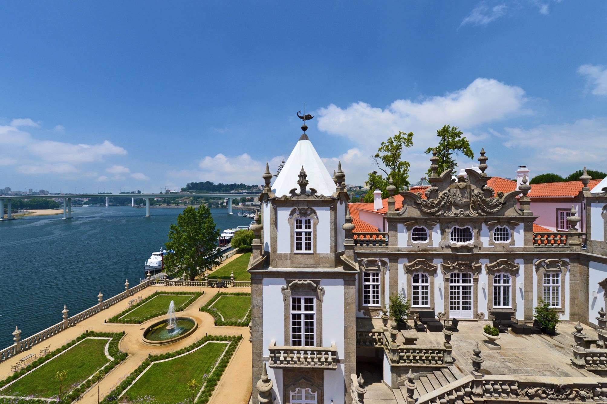 Pestana Palacio do Freixo, Pousada & National Monument - The Leading Hotels of the World 1