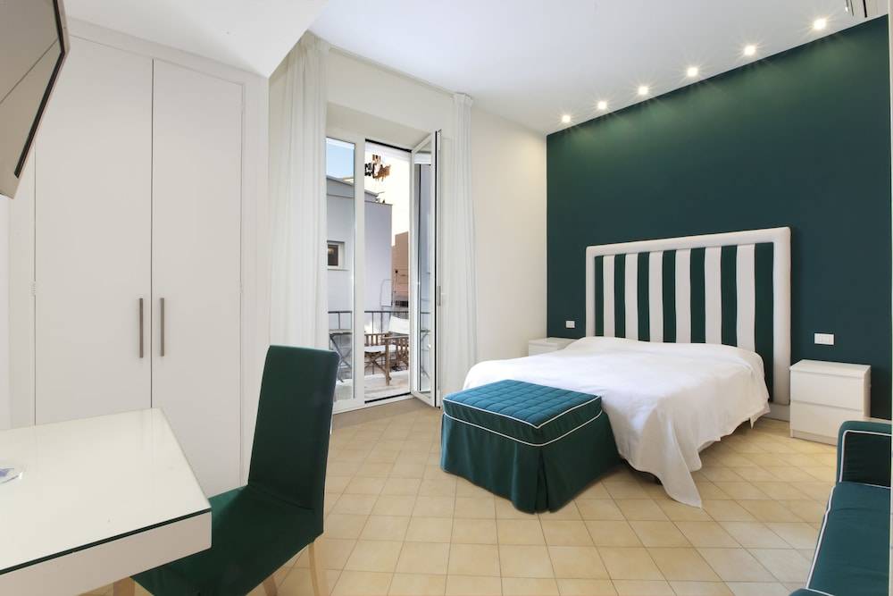 Sorrento Apartments One 1