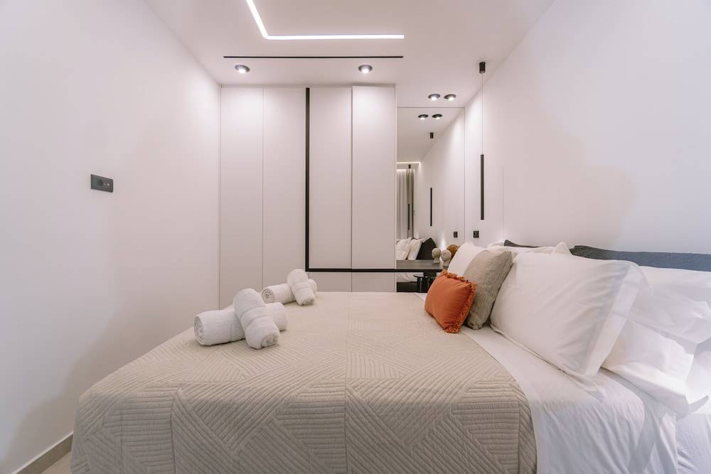 DOMUS GARDEN APARTMENTS 2