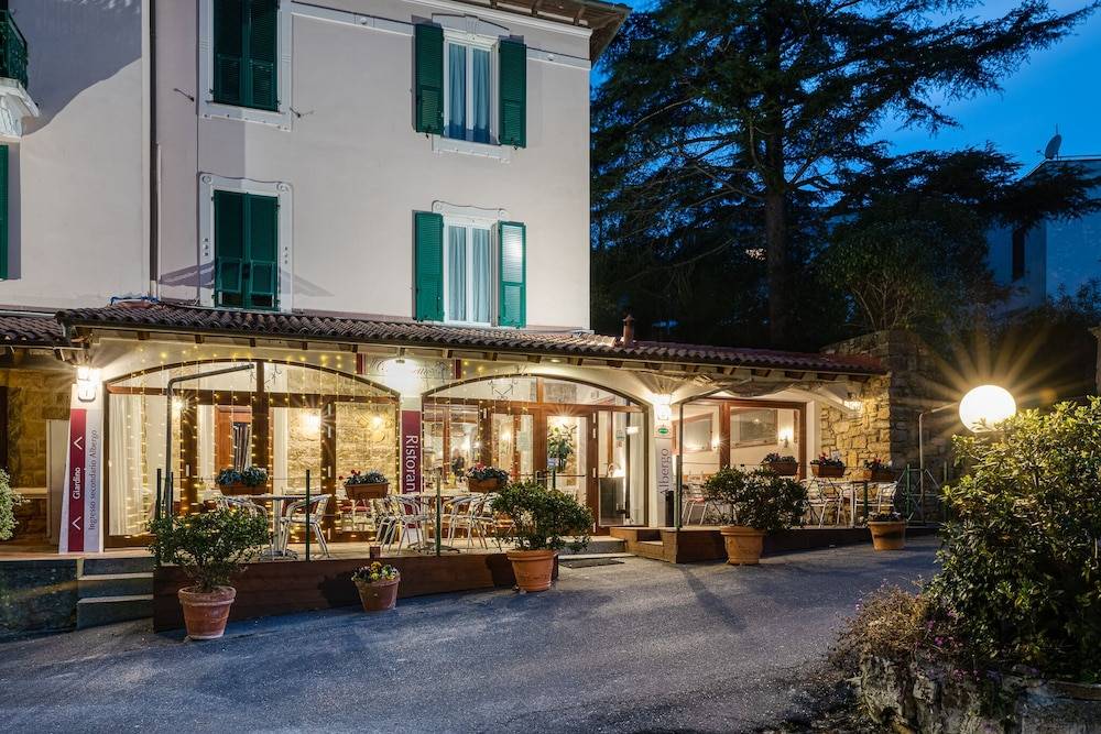 Hotel Ristorante Il Caminetto 1