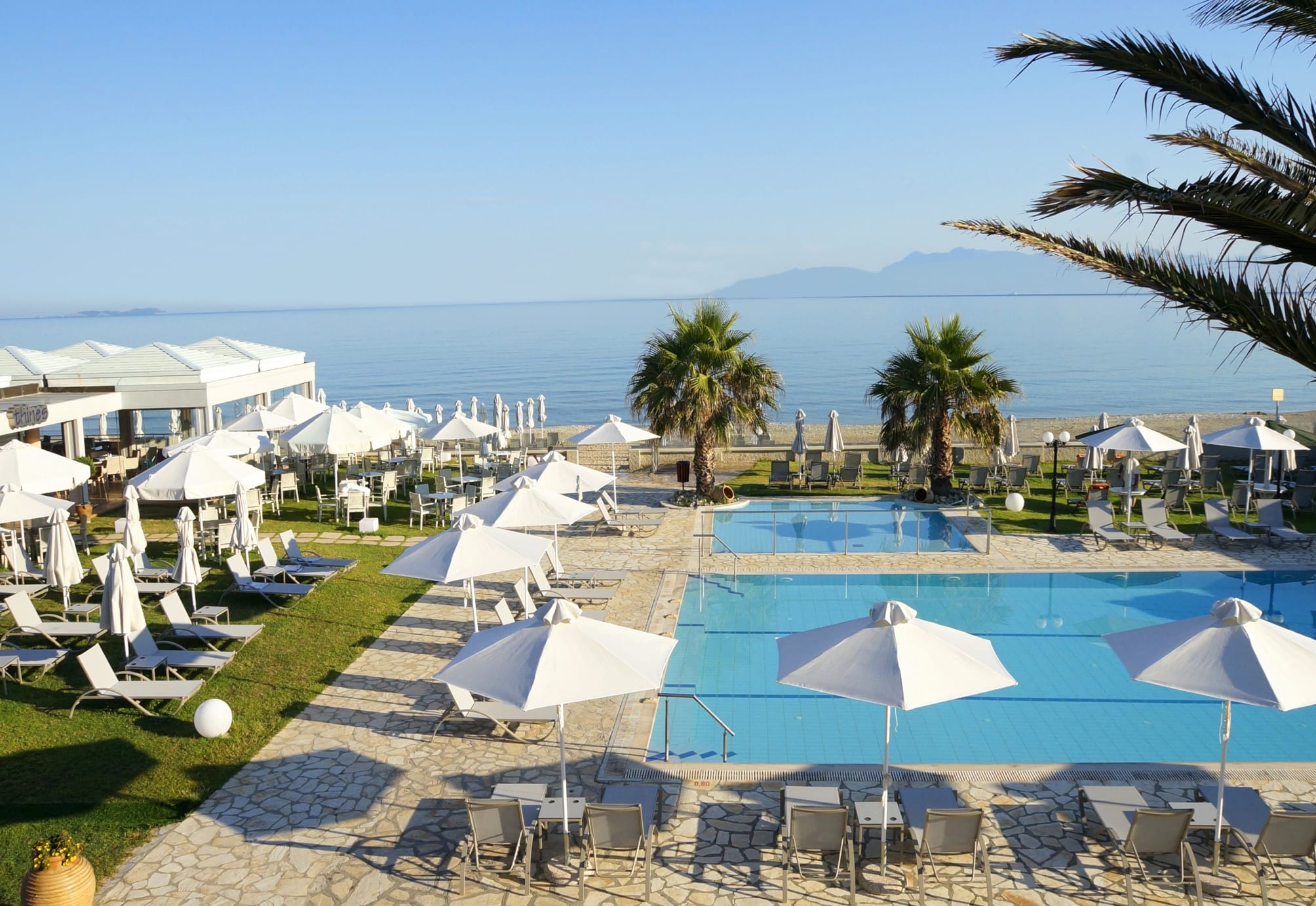 Acharavi Beach Hotel 1