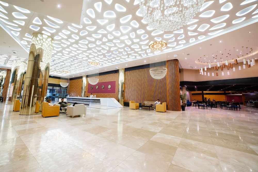 Grand Bellagio Hotel Batumi 2