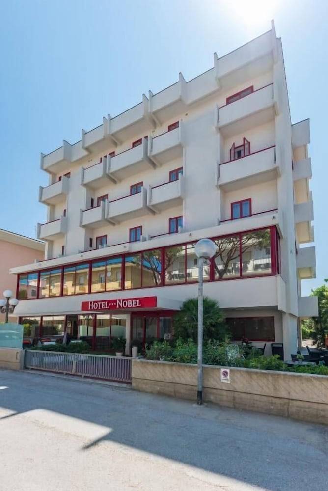Hotel Nobel 1