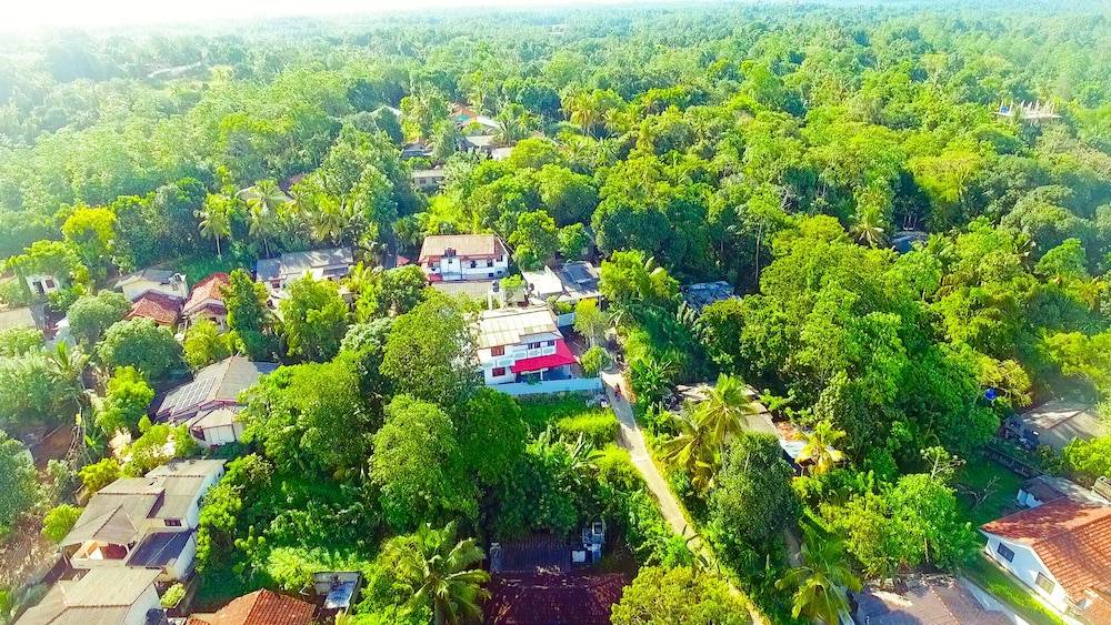 Dinsara Pearl Villa 1