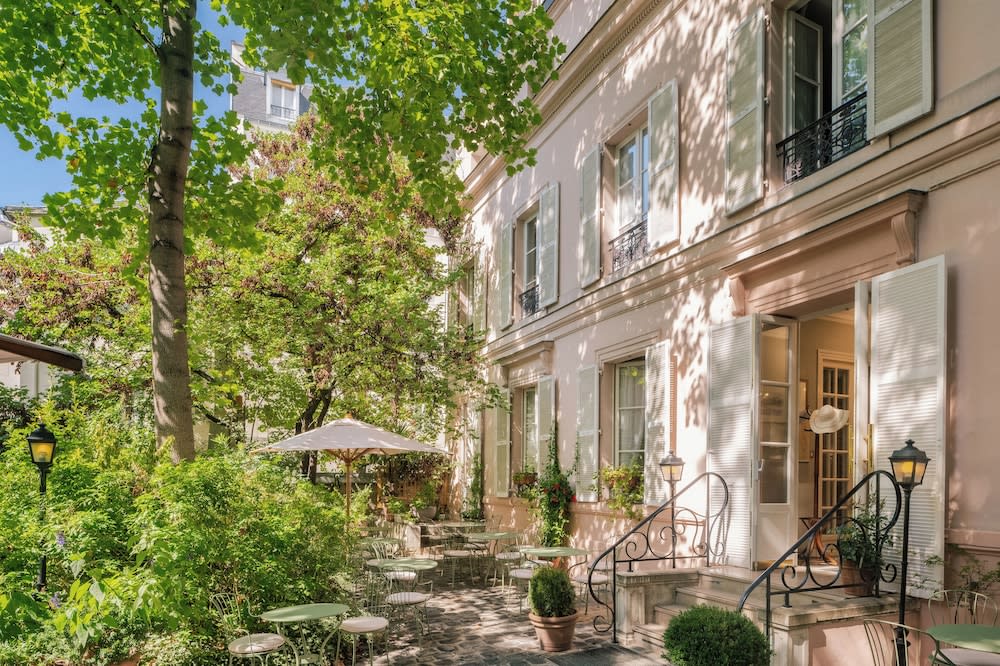Hotel des Grandes Ecoles 1