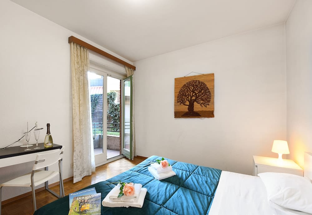 Santiago Home - Happy Rentals 1