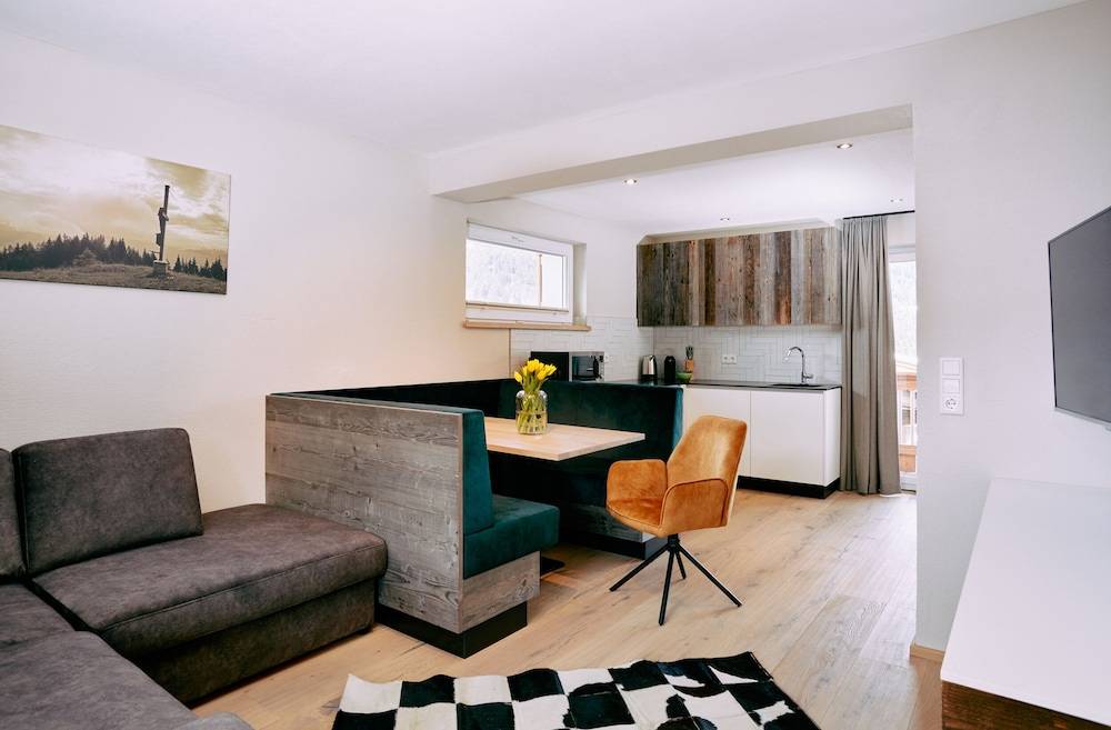 Home suite home 2
