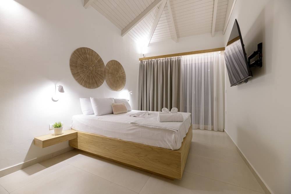 CP Seafront Suites 2
