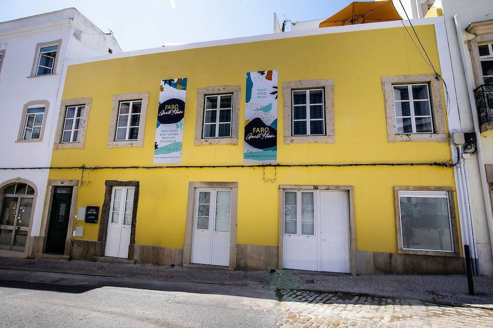 Faro Guest House 1