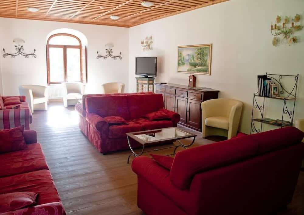 Residence & Aparthotel Ceresole Reale 1