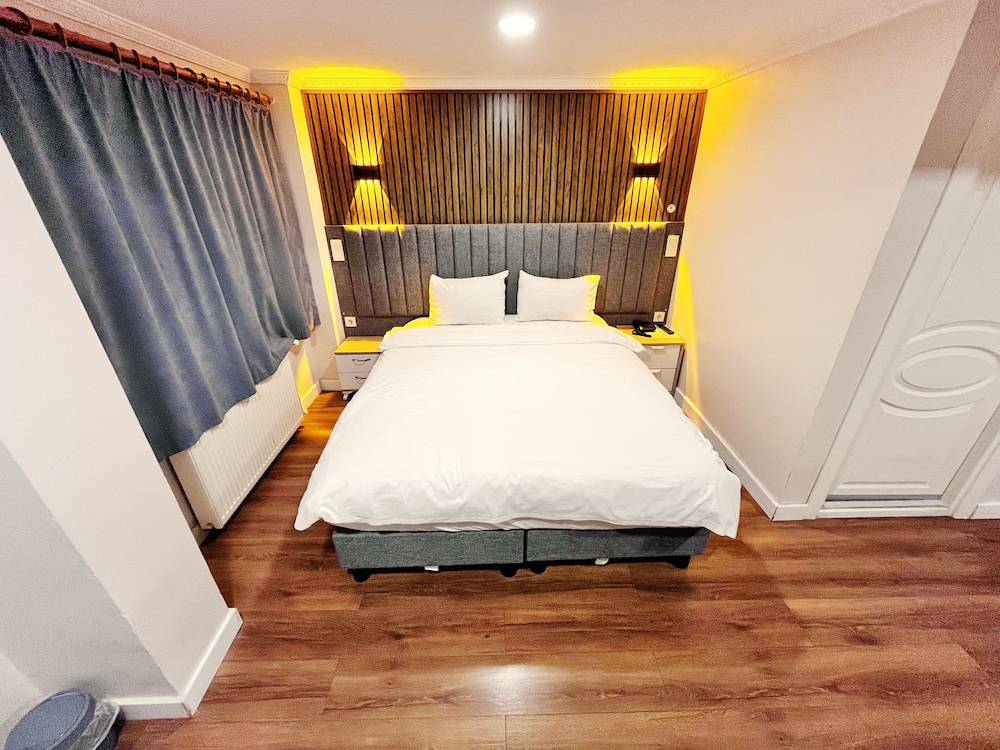 Naila Hotel 2